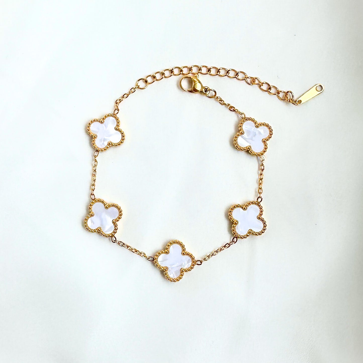 ARMBAND - VIT & GULD